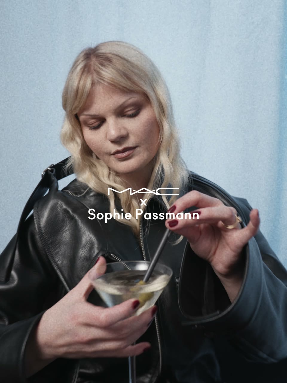 MAC Cosmetics - Sophie Passmann