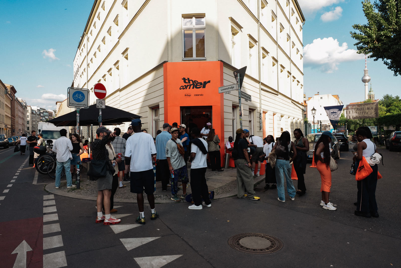 Zalando Kampagnenseite, Hero mit Kampagnen-Footage